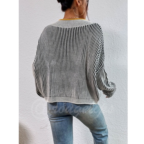 Oversized Rib Knit Striped V-Neck Black Gray Pullover Sweater - Picture 5 of 8